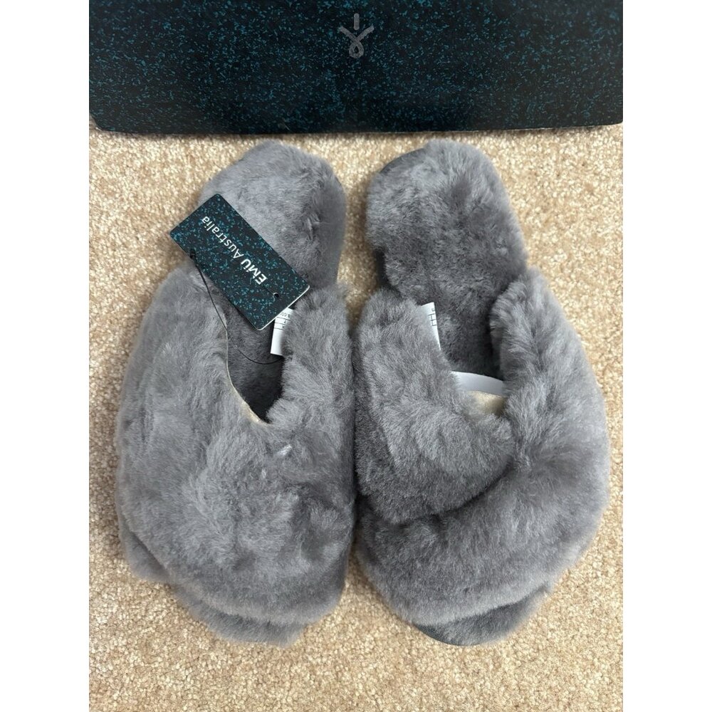 NEW EMU Mayberry Slippers Shearling Fur Open Toe Australia Charcoal Gray NWT